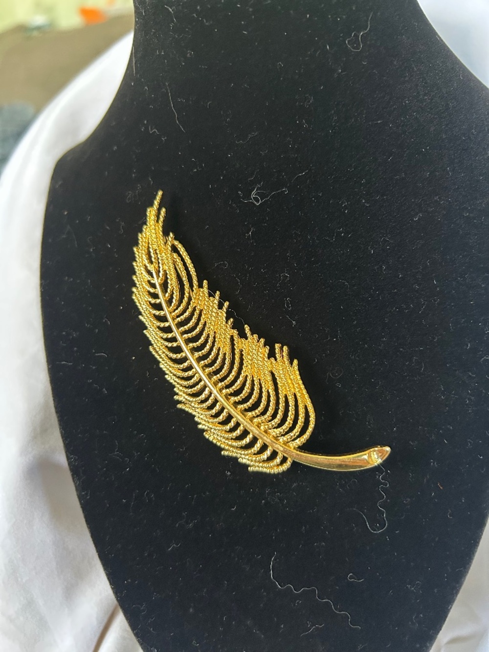 Signed Monet Feather Brooch Gold Tone